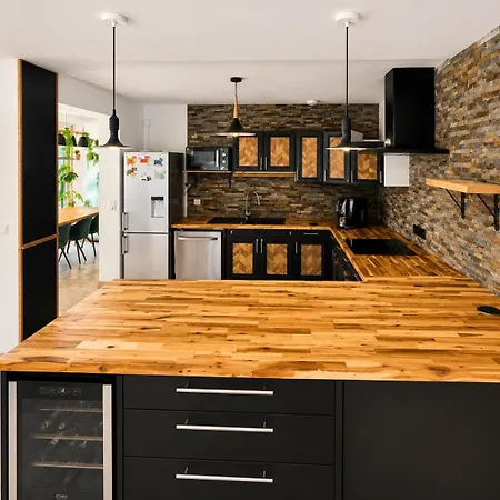 Maison Du Avec Jardin , 8 Pers * Frouzins